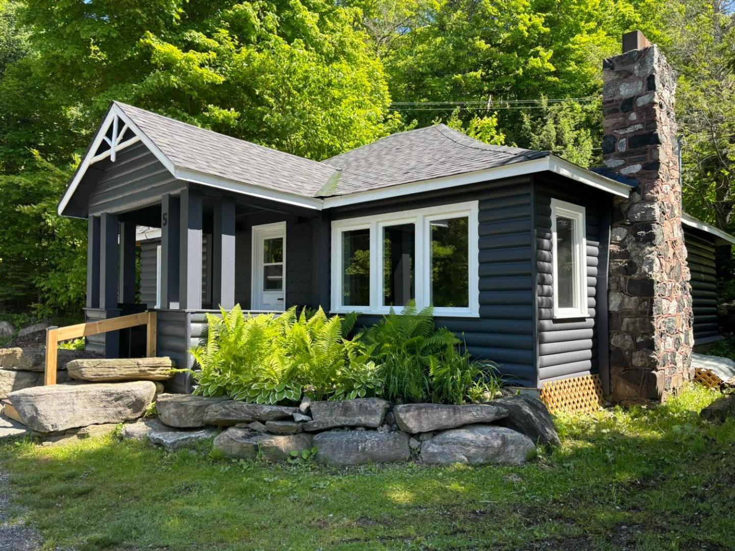 Bonnie View Inn Haliburton Eksteriør bilde